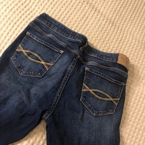 ABERCROMBIE AND FITCH JEANS